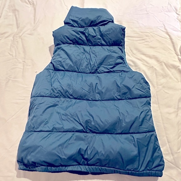 Old Navy Puffer Jacket - NWOT - Picture 3 of 5
